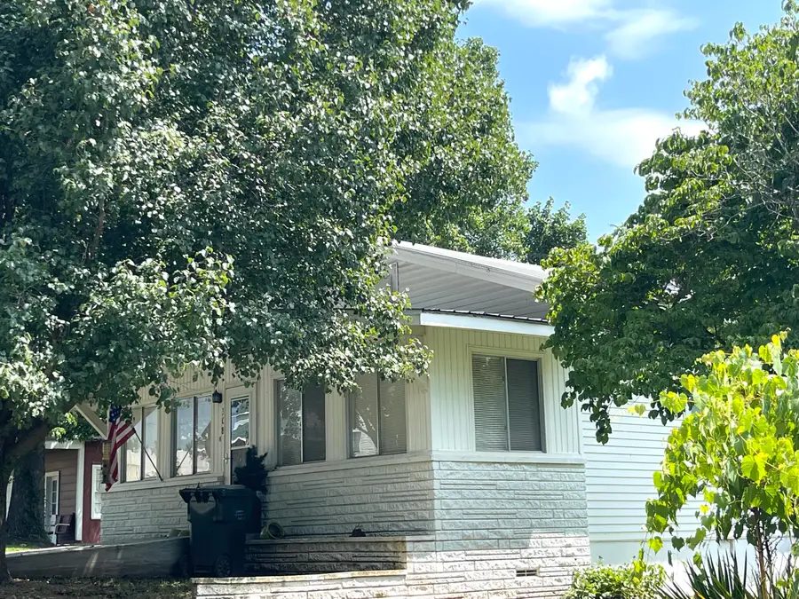 308 S Maple Street, Galena, MO 65656 - #2