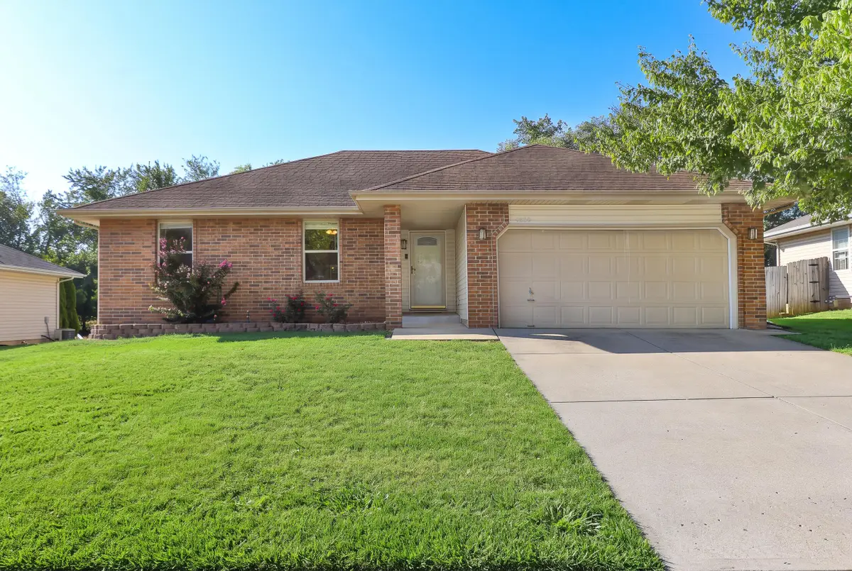 4230 W Madison Street, Springfield, MO 65802 - #1