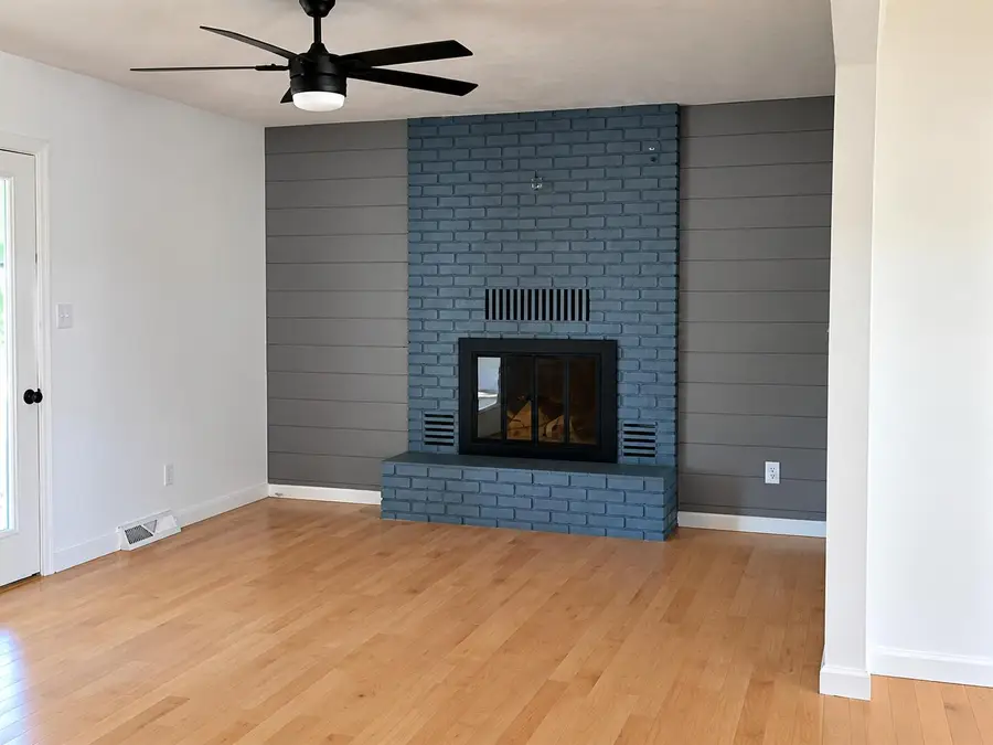 2823 Laurie Drive, West Plains, MO 65775 - #2