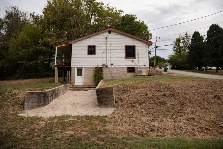 303 N 5th Street, Thayer, MO 65791 - #2