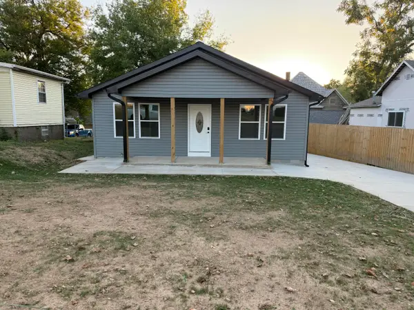 408 2nd Street, Monett, MO 65708