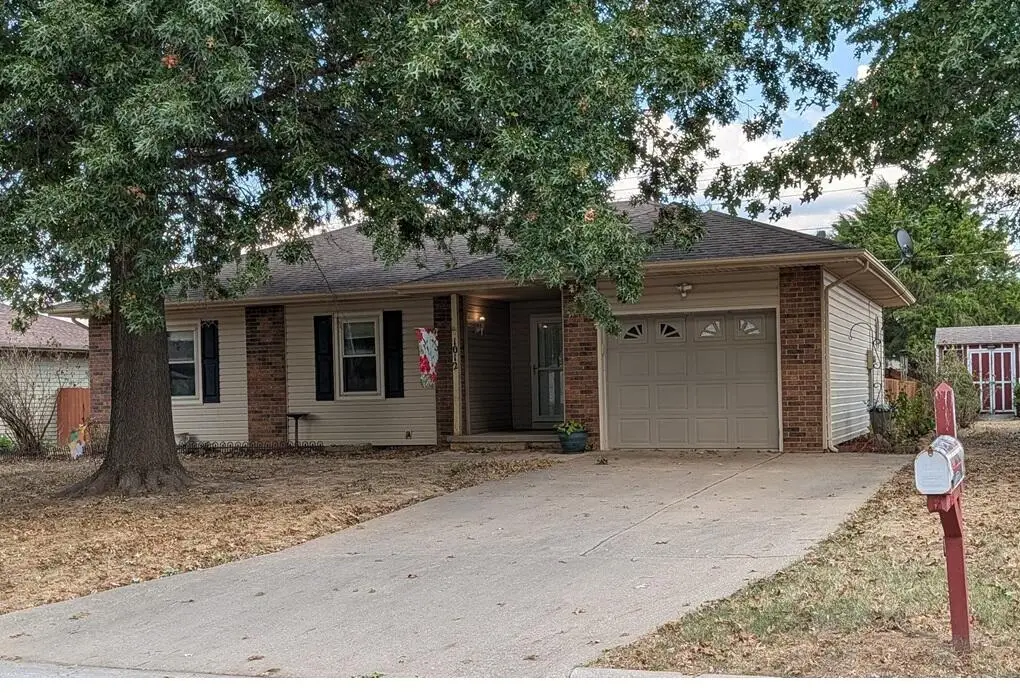 1012 N Walleye Street, Nixa, MO 65714 - #1