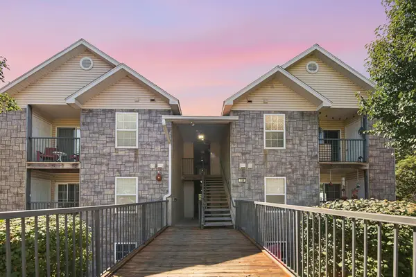 159 Vixen Circle #Apt J, Branson, MO 65616