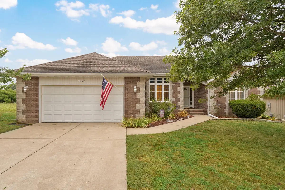 5047 S Greenfield Road, Battlefield, MO 65619 - #1