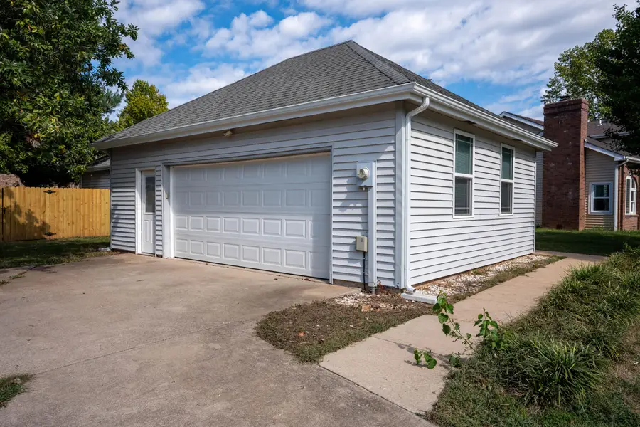 4135 E Autumn Court, Springfield, MO 65802 - #3