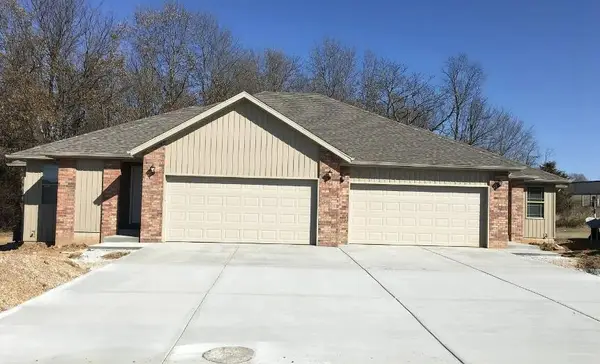 1904/1906 S Bryson Circle #1904/1906, Springfield, MO 65807