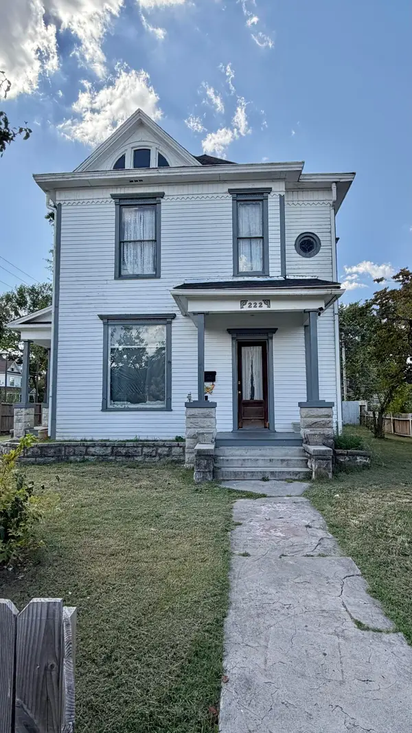 222 S Webb Street, Webb City, MO 64870