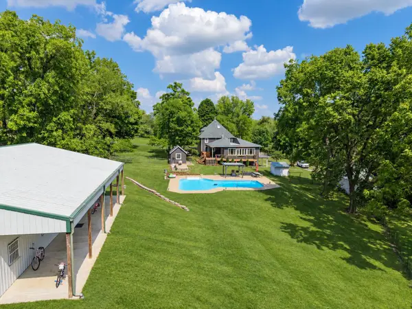 3060 W Ellison Drive, Springfield, MO 65810