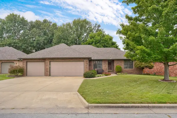 4571 S Park Avenue, Springfield, MO 65810
