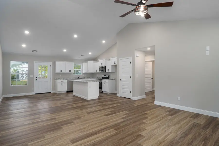 306 N Adams Street, Aurora, MO 65605 - #2