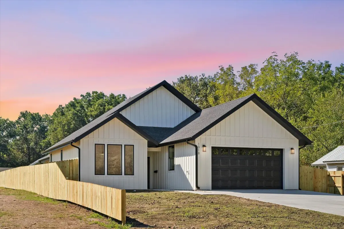 1018 W Jackson Street, Bolivar, MO 65613 - #1