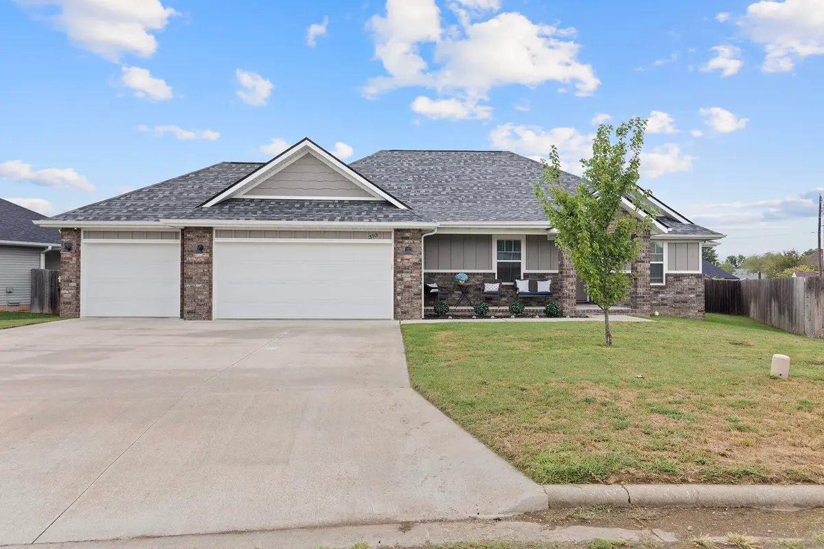 393 E Lombardy Drive, Republic, MO 65738 - #1