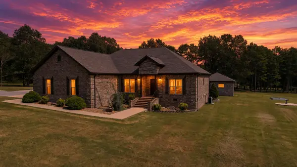 735 Possum Trot Road, Melbourne, AR 72556