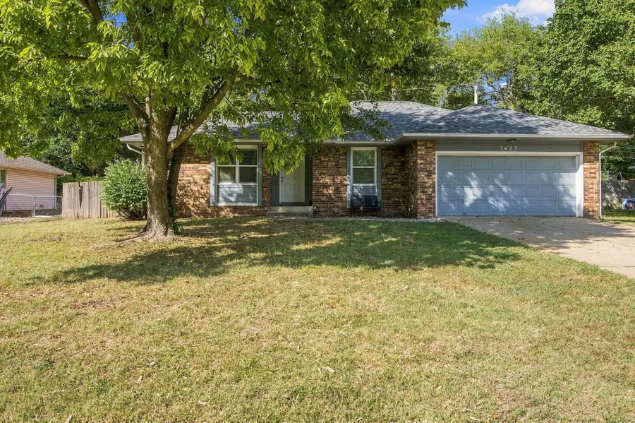 3423 W El Castile Street, Springfield, MO 65807 - #2