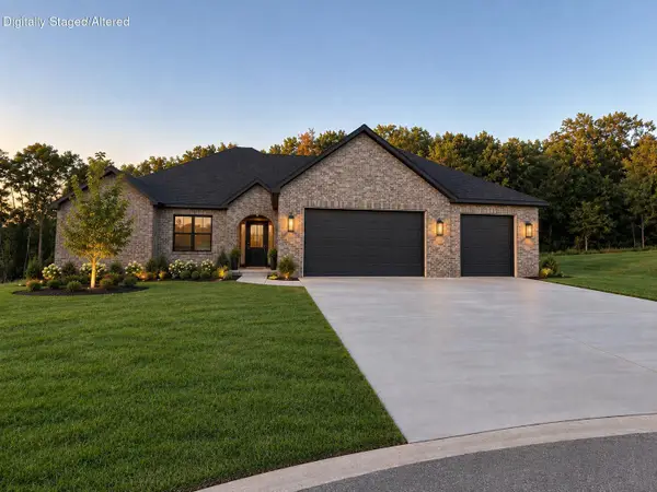 1795 W Gaslight Drive, Springfield, MO 65810