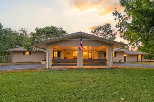 165 Cougar Trail W, Branson, MO 65616