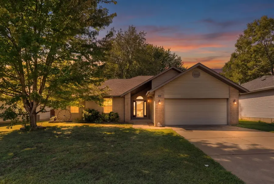 341 S Bernier Avenue, Springfield, MO 65802 - #2