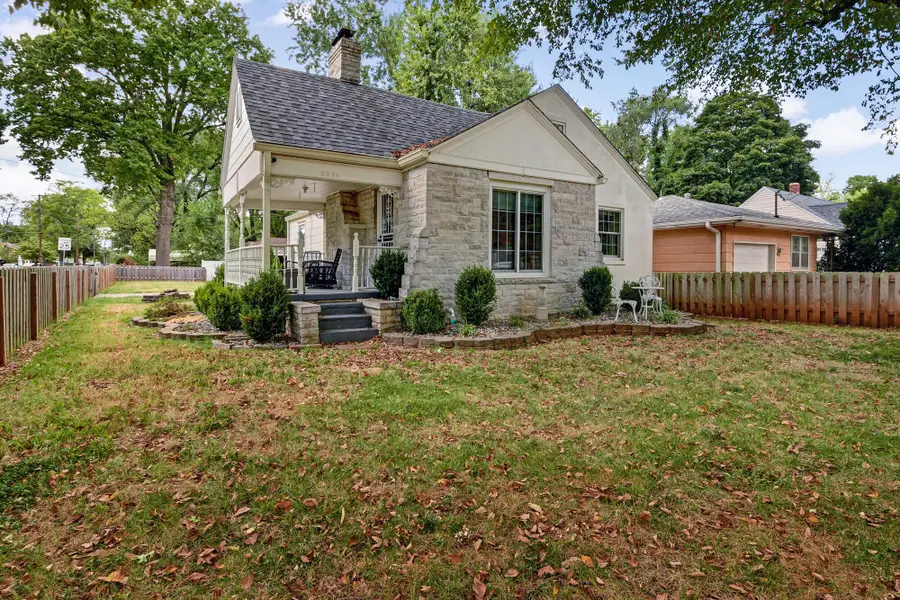 2021 S Jefferson Avenue, Springfield, MO 65807 - #2