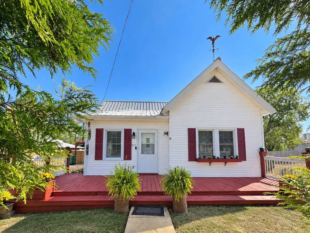 821 Main Street, Cabool, MO 65689 - #1