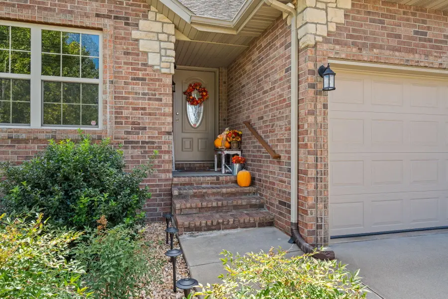 3852 W Village Terrace, Springfield, MO 65810 - #3