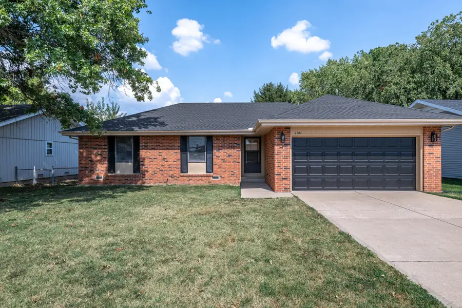 1141 E Cambridge Street, Springfield, MO 65807 - #2