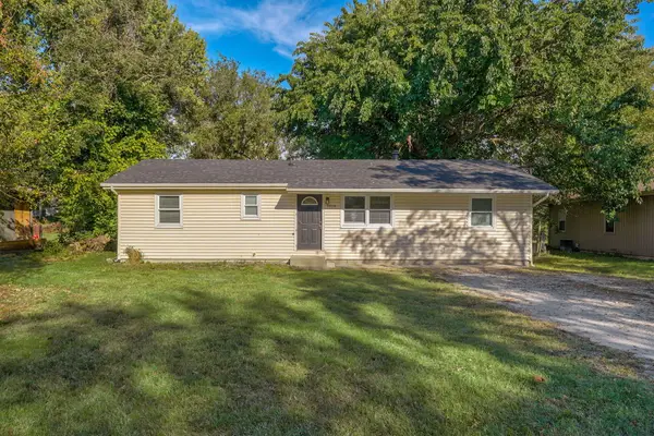 1934 N Yates Avenue, Springfield, MO 65803