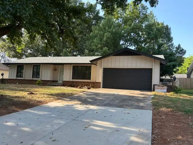 1754 E Cardinal Street, Springfield, MO 65804 - #1