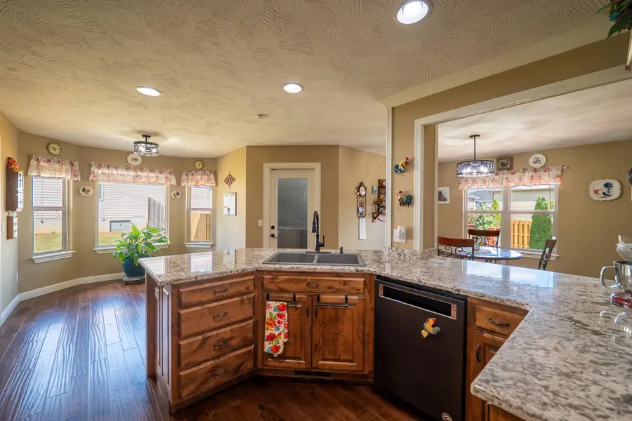 3778 N Boonville Avenue, Springfield, MO 65803 - #3