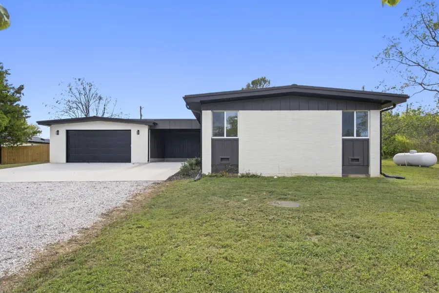 5776 E Farm Road 168, Rogersville, MO 65742 - #2
