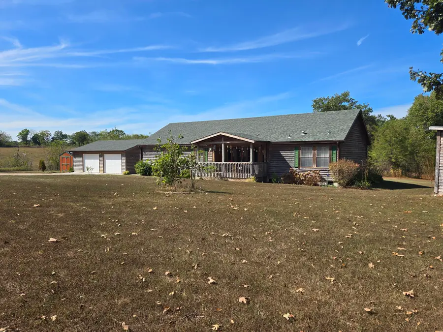 2283 E 360th Road, Louisburg, MO 65685 - #2