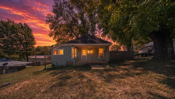 216 S 7th Street, Thayer, MO 65791