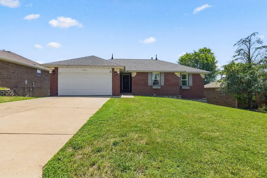 4048 W Falcon Drive, Battlefield, MO 65619 - #2