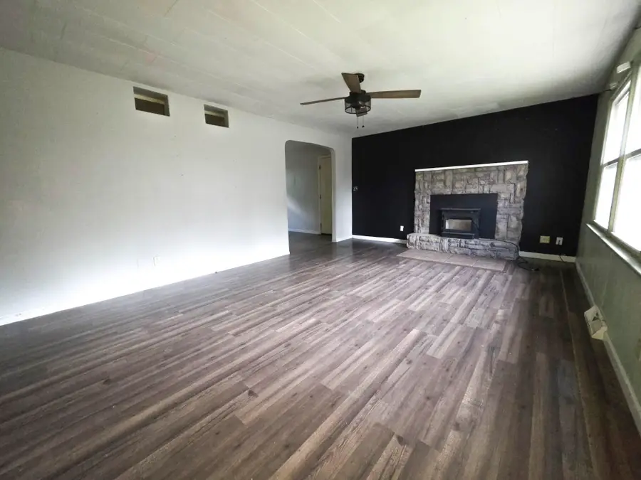 408 S Harlin Drive, West Plains, MO 65775 - #2