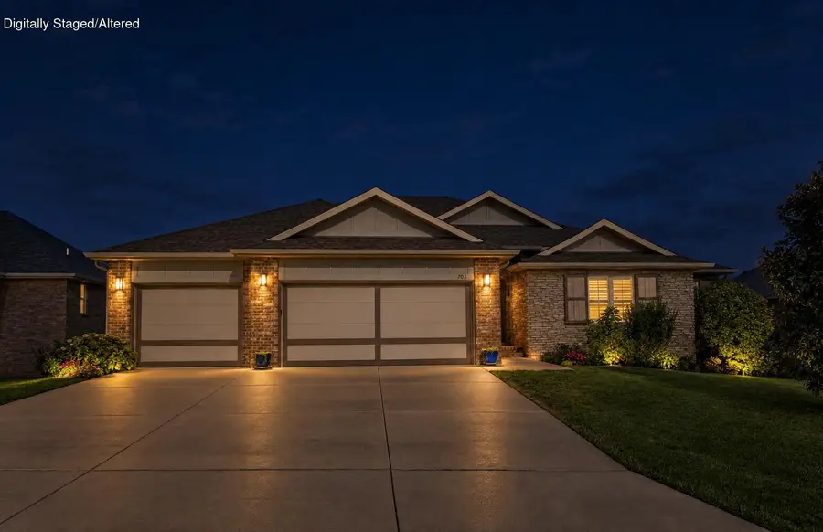 703 N Fox Hill Circle, Nixa, MO 65714 - #2