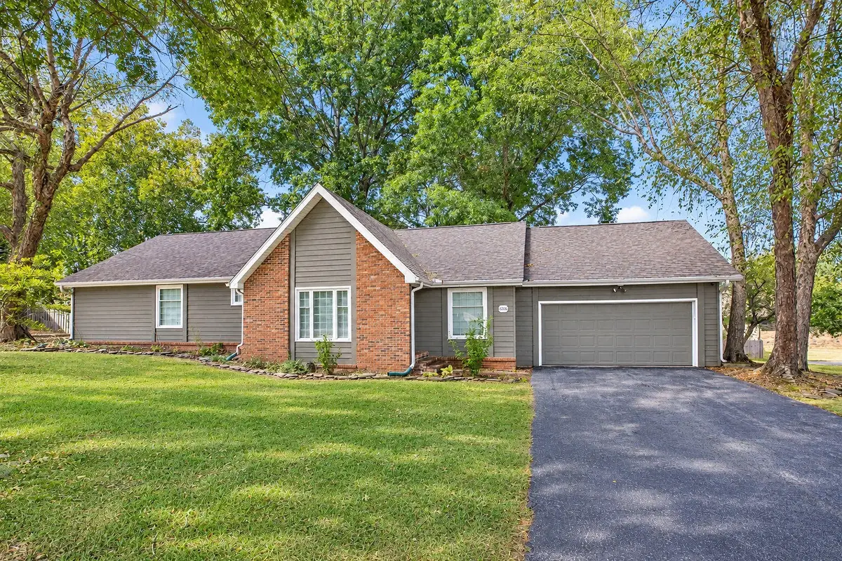 8206 Oakmont Drive, Nixa, MO 65714 - #1