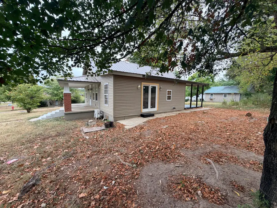 204 E Simpson Street, Alton, MO 65606 - #2