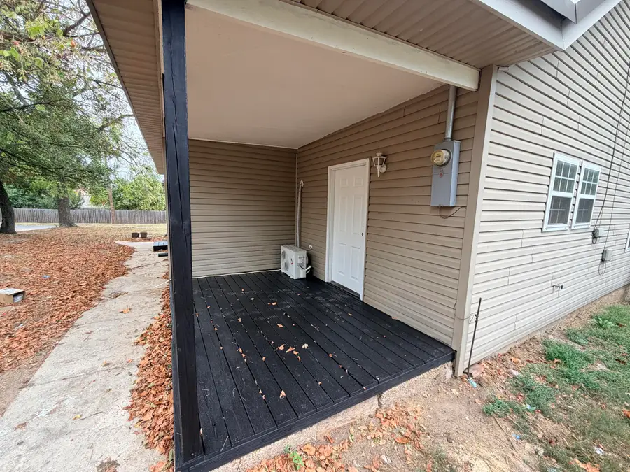 204 E Simpson Street, Alton, MO 65606 - #3