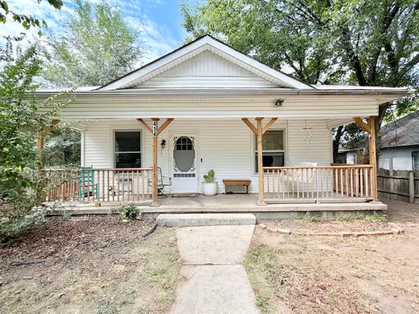414 S Highland Avenue, Joplin, MO 64801
