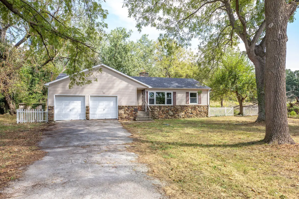 4026 N Farm Road 141, Springfield, MO 65803 - #1