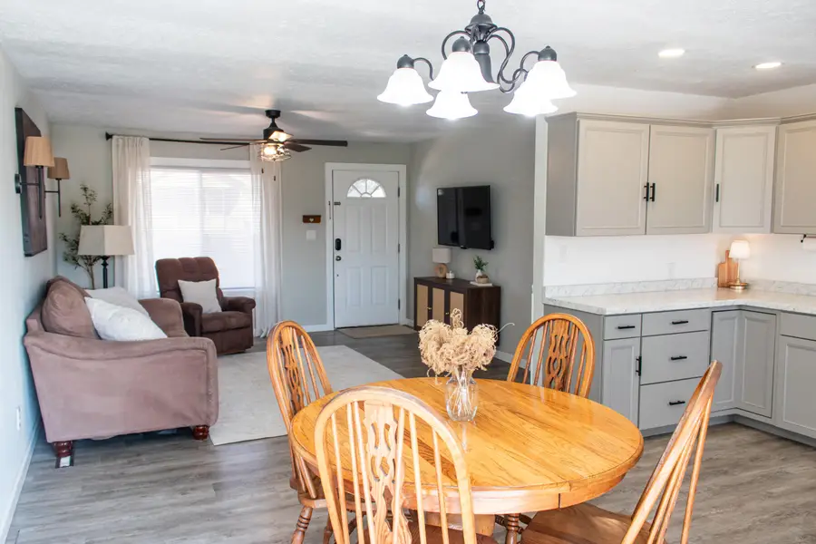 221 S Meadowlark Street, Fair Grove, MO 65648 - #3