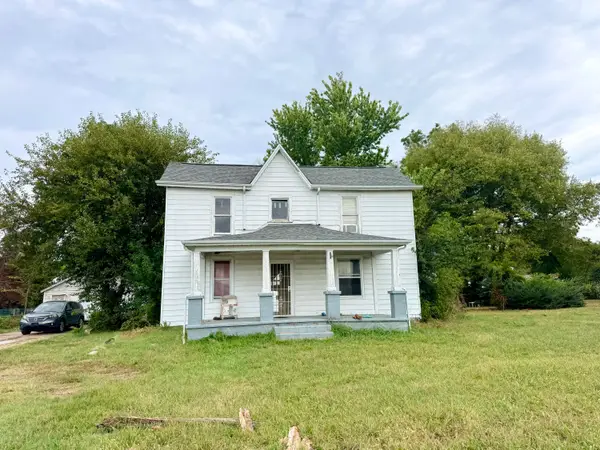 2629 E Division Street, Springfield, MO 65803