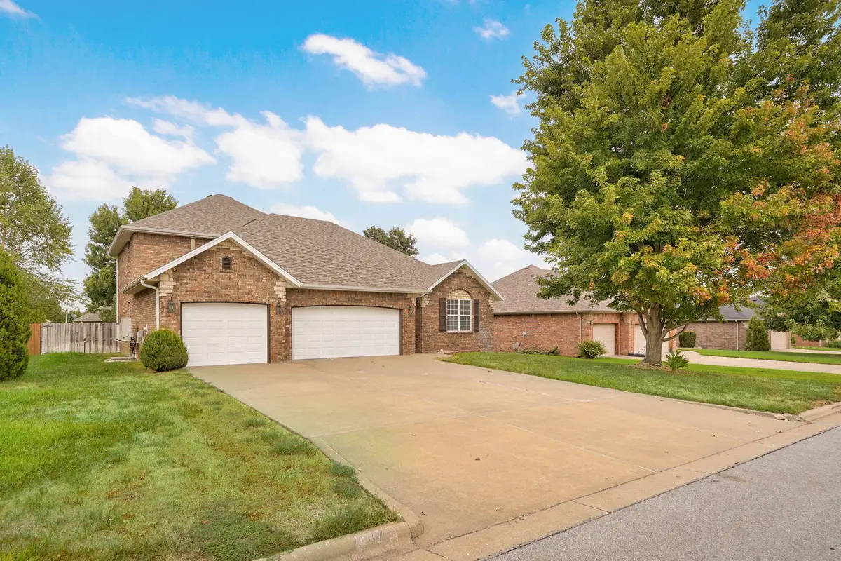 3871 W Olivia Street, Springfield, MO 65810 - #1