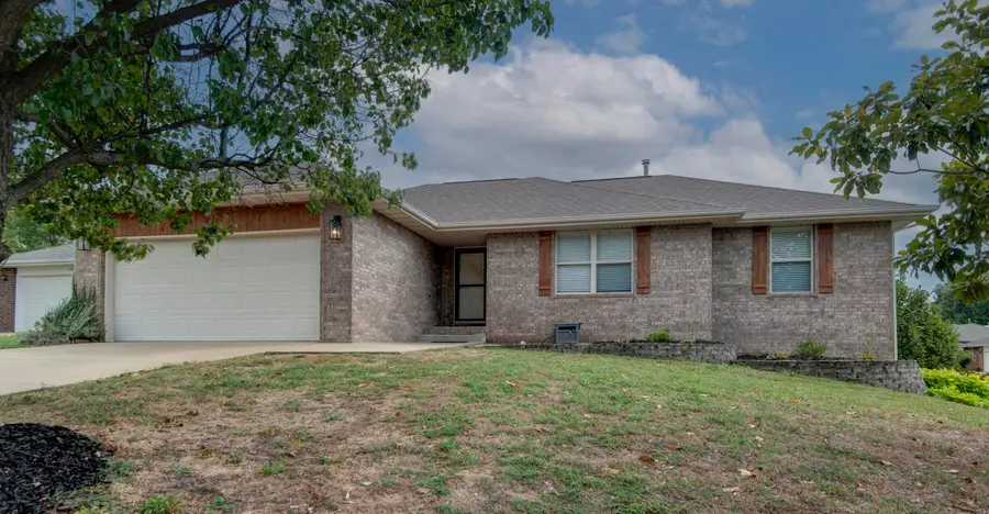 4626 S Falcon Court, Battlefield, MO 65619 - #2