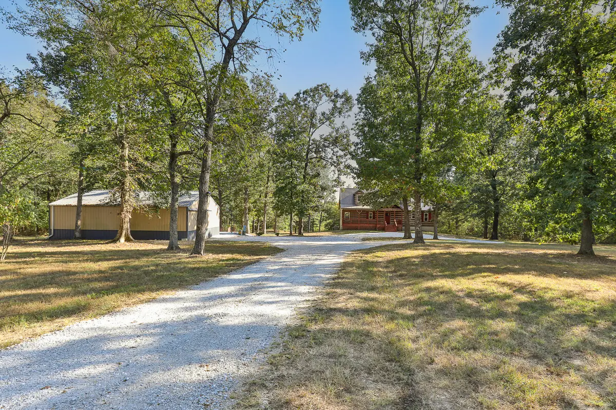 1556 E 464th Road, Bolivar, MO 65613 - #1