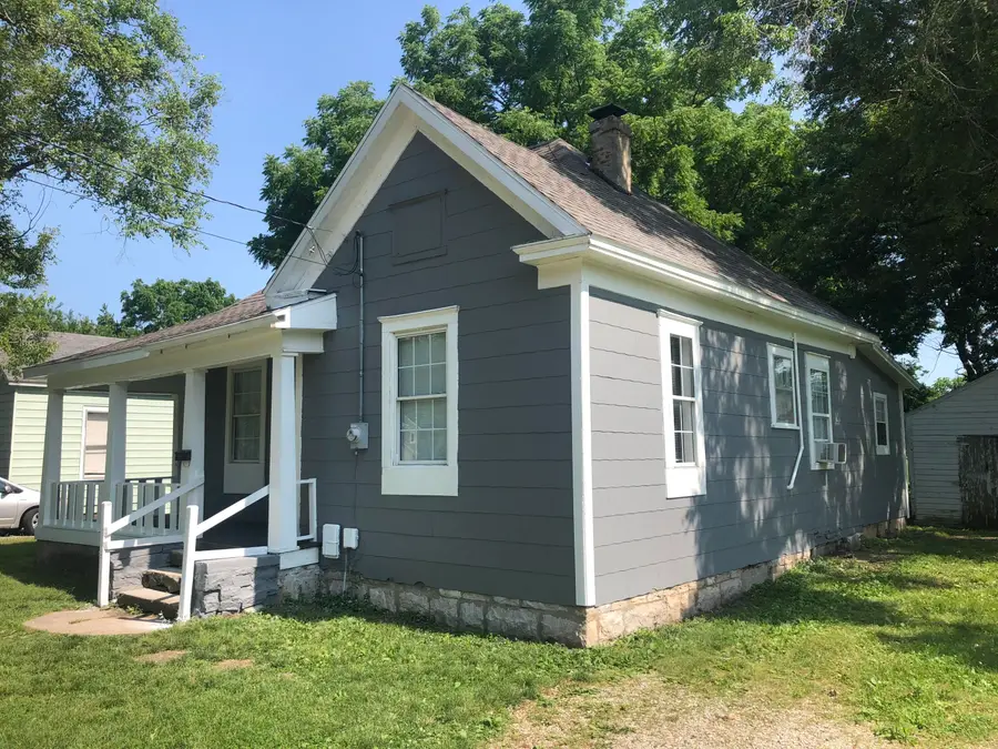 1832 W Chestnut Street, Springfield, MO 65802 - #2