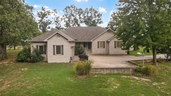 15169 Lawrence 2154, Mt Vernon, MO 65712
