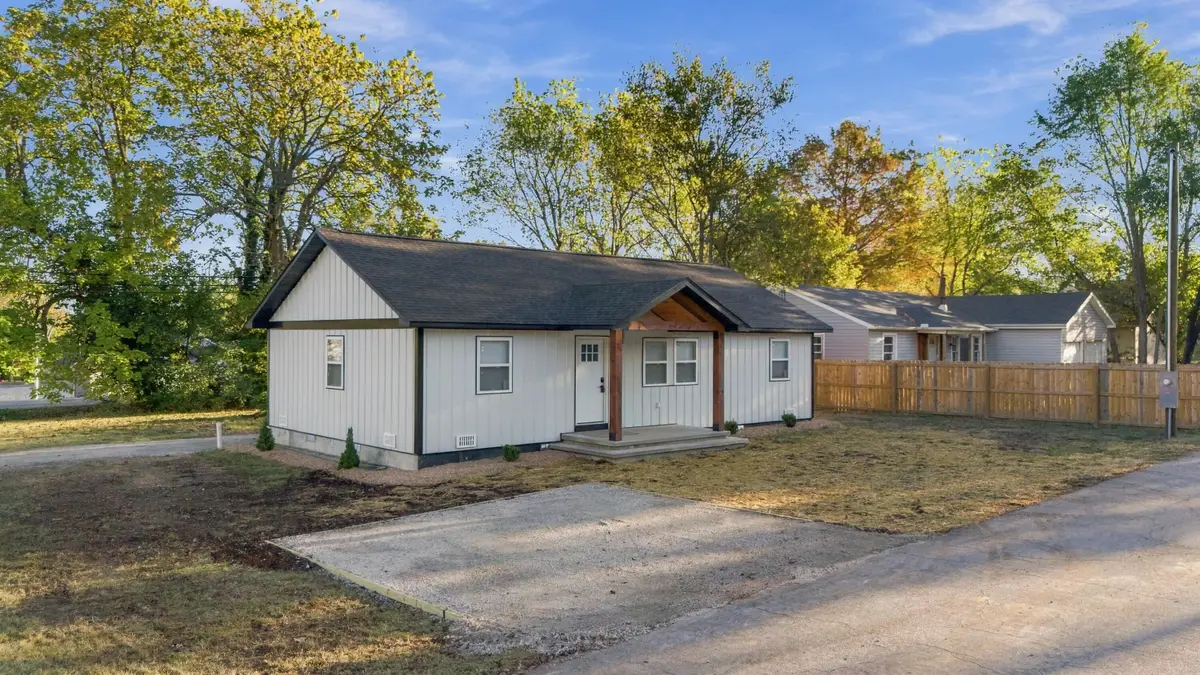 1313 Cynthia Drive, West Plains, MO 65775 - #1