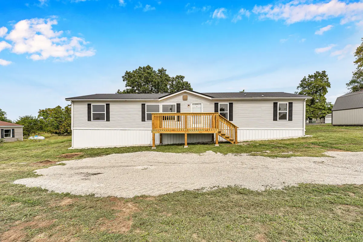 28977 Us-54, Preston, MO 65732 - #1