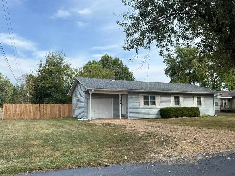 317 S Lyndall Street, Mountain Grove, MO 65711 - #2