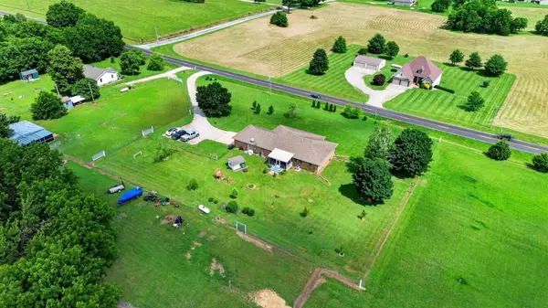 11763 Highway V, Mt Vernon, MO 65712